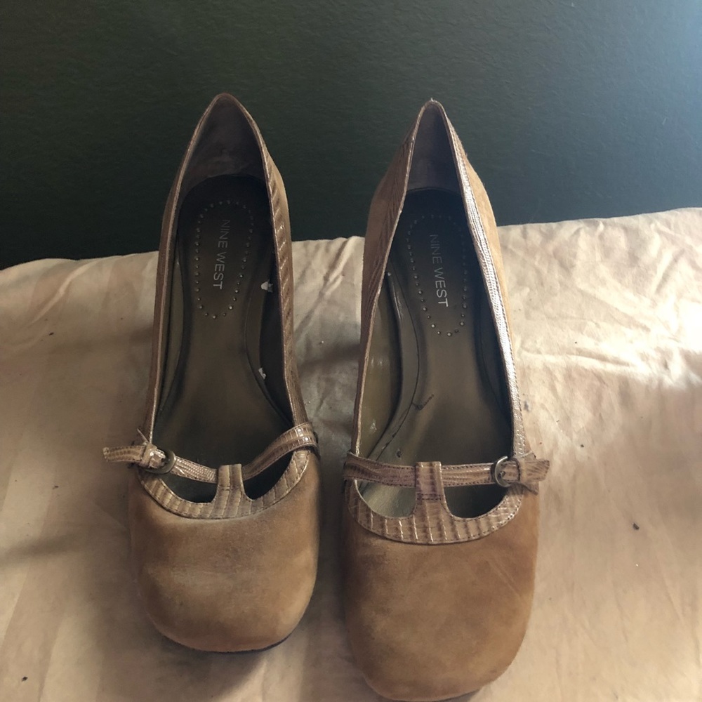 Work shoe - Picture 2 of 3